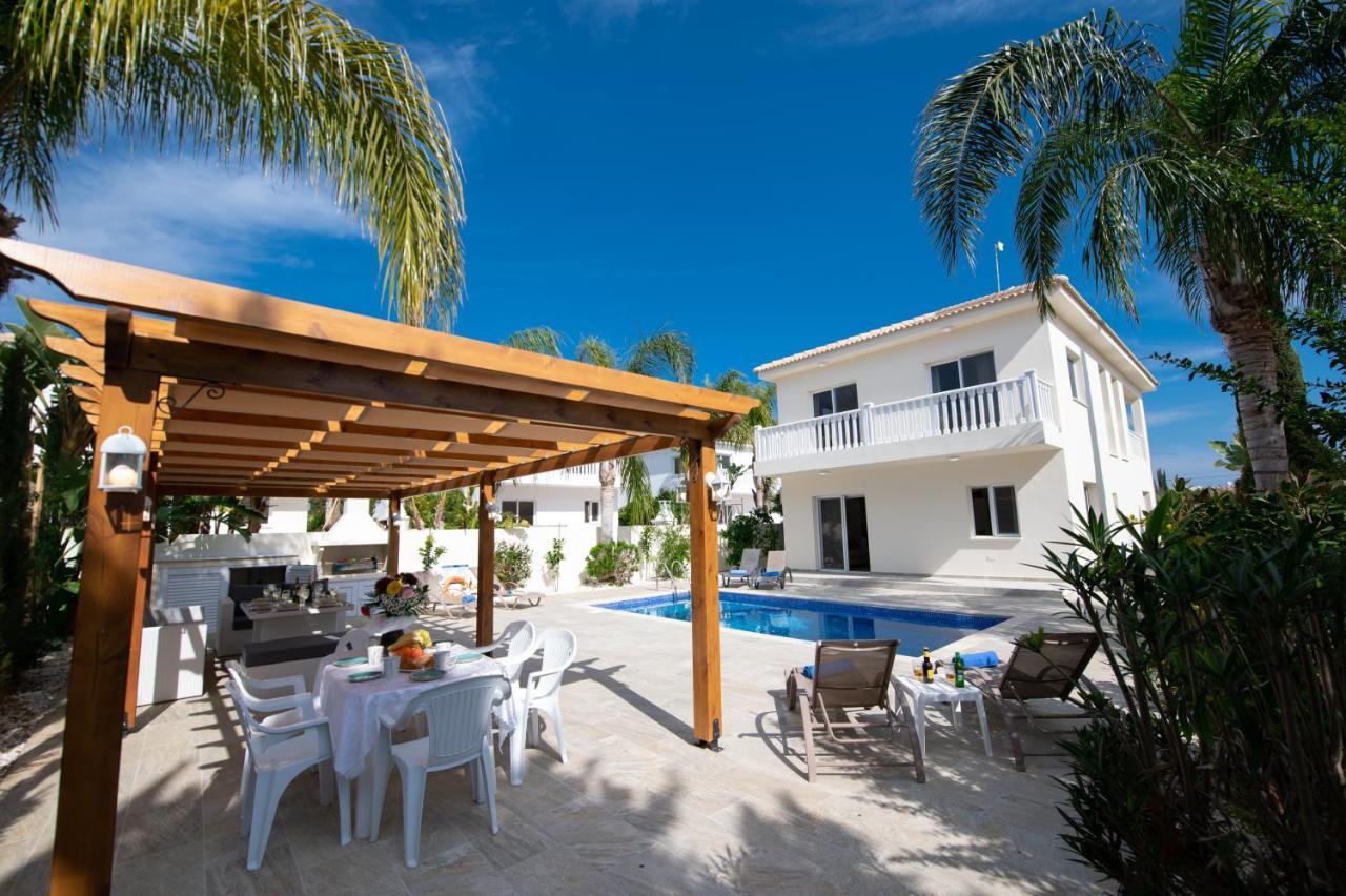 Villa Helena Ayia Napa Exteriör bild