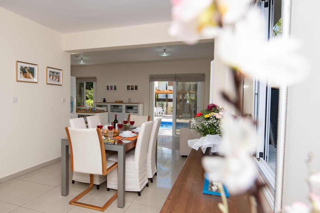Villa Helena Ayia Napa Exteriör bild