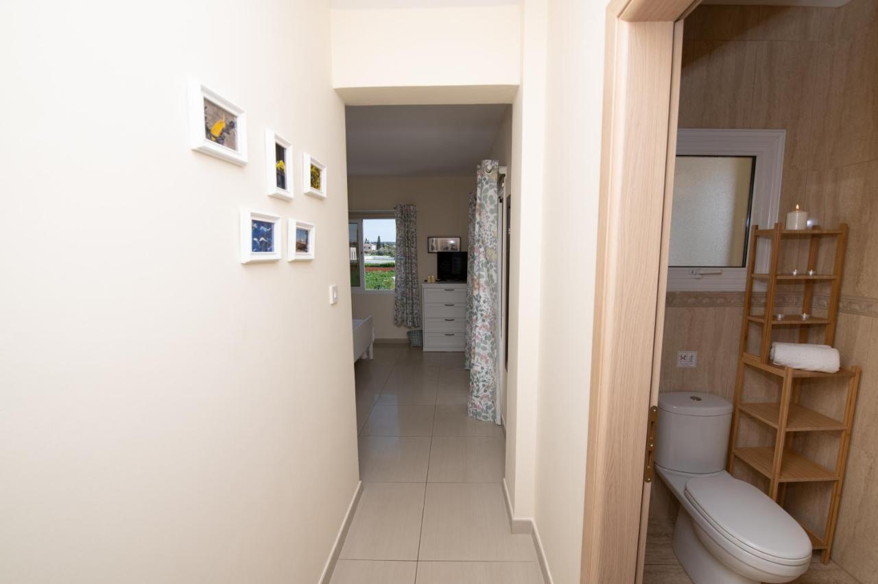 Villa Helena Ayia Napa Exteriör bild