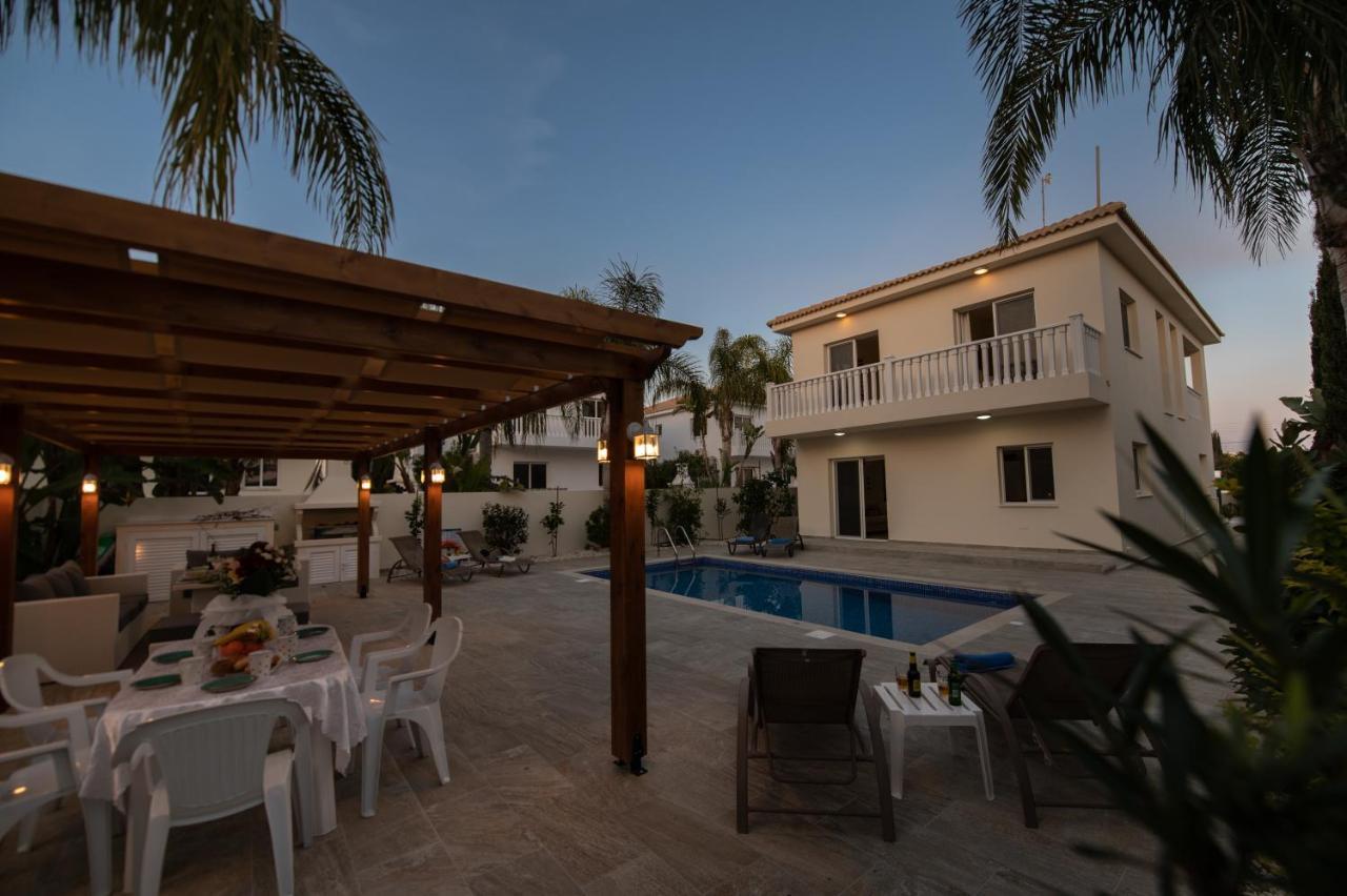 Villa Helena Ayia Napa Exteriör bild