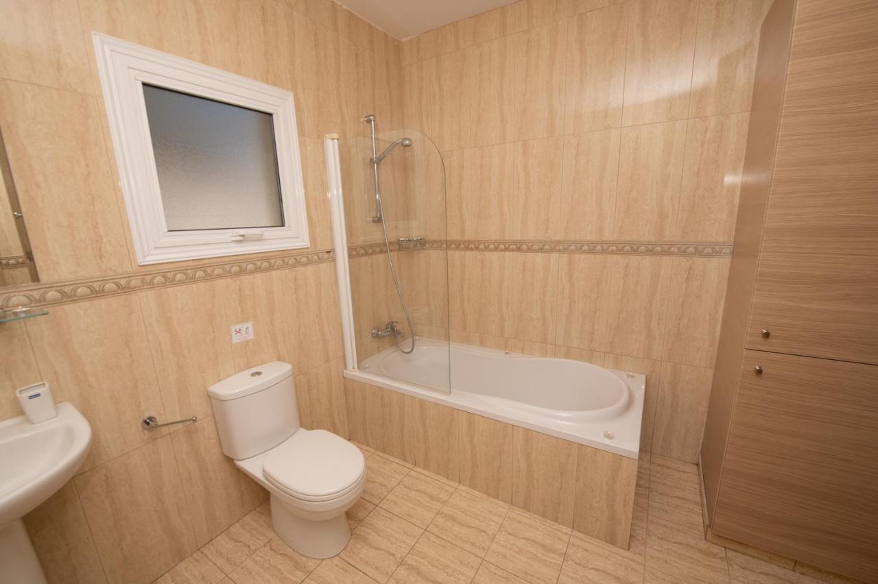 Villa Helena Ayia Napa Exteriör bild