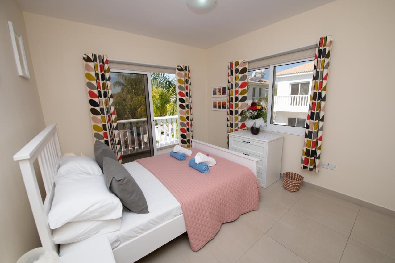 Villa Helena Ayia Napa Exteriör bild