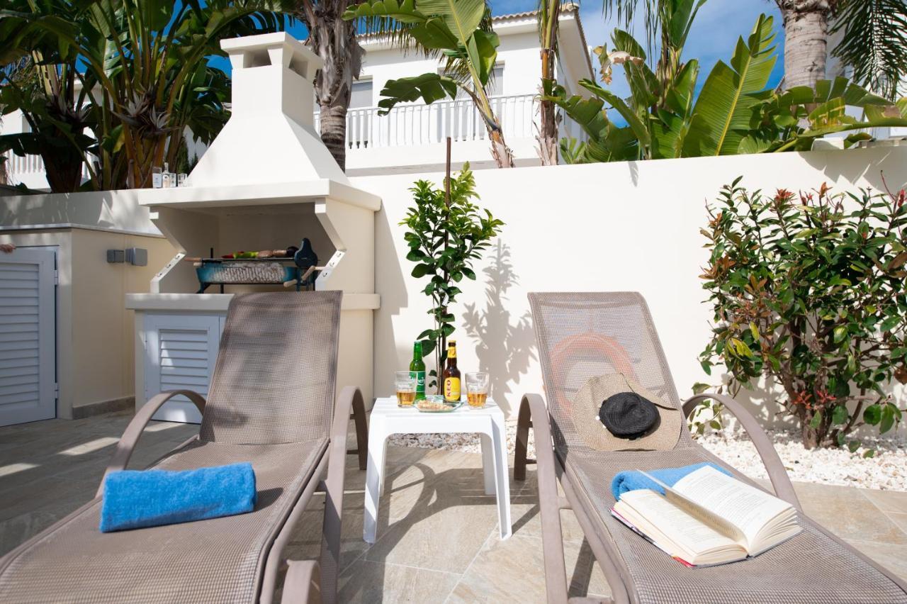 Villa Helena Ayia Napa Exteriör bild