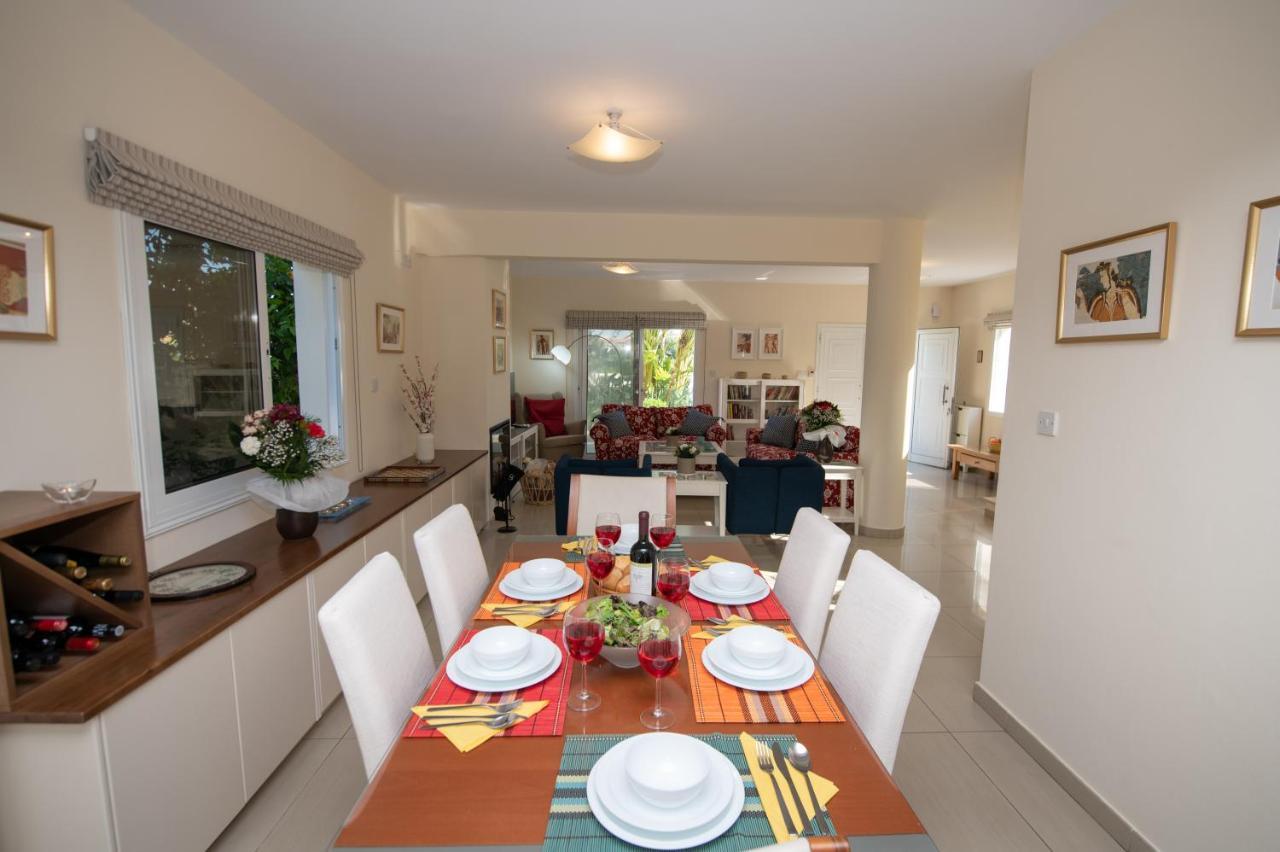 Villa Helena Ayia Napa Exteriör bild