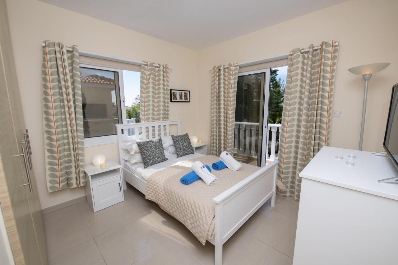 Villa Helena Ayia Napa Exteriör bild