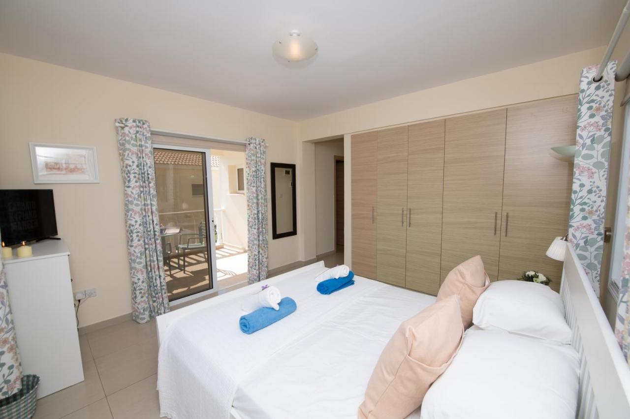 Villa Helena Ayia Napa Exteriör bild