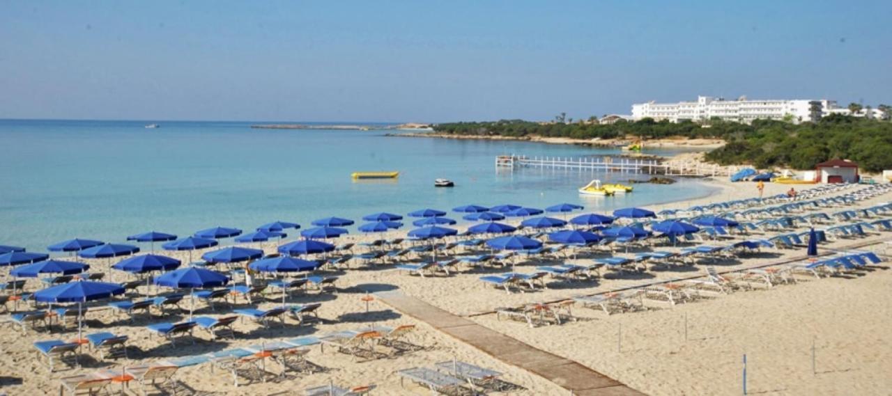 Villa Helena Ayia Napa Exteriör bild